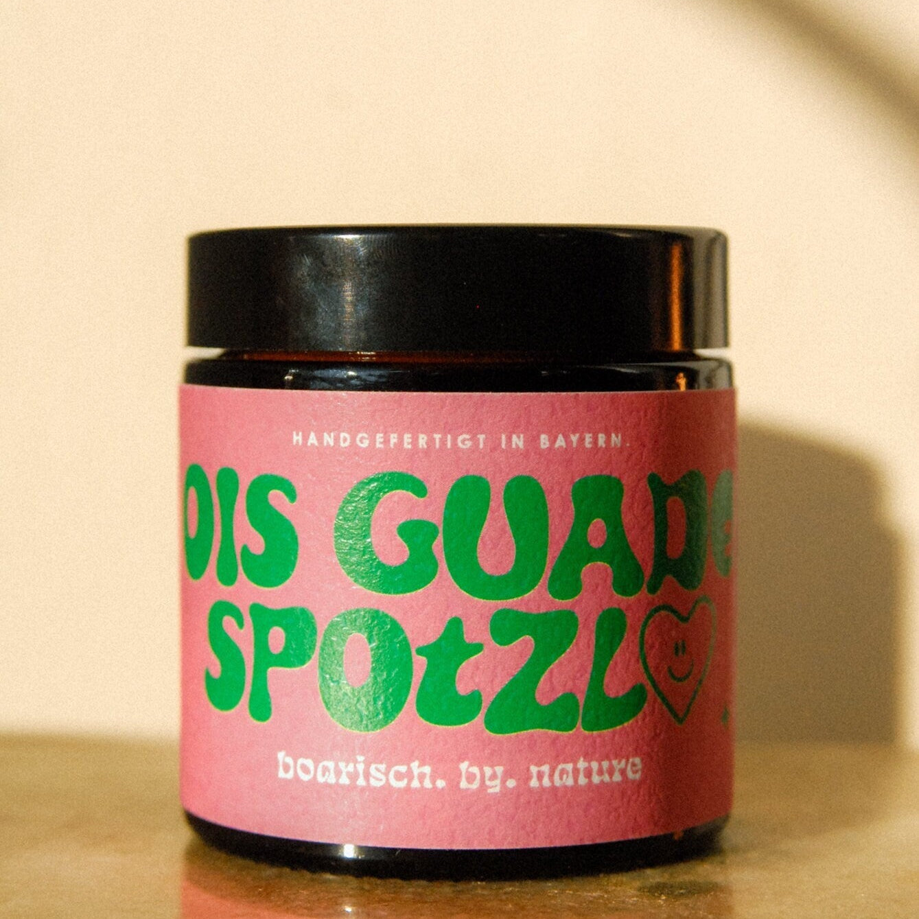Ois guade Spotzl | Bayerische Spruchkerze 95g
