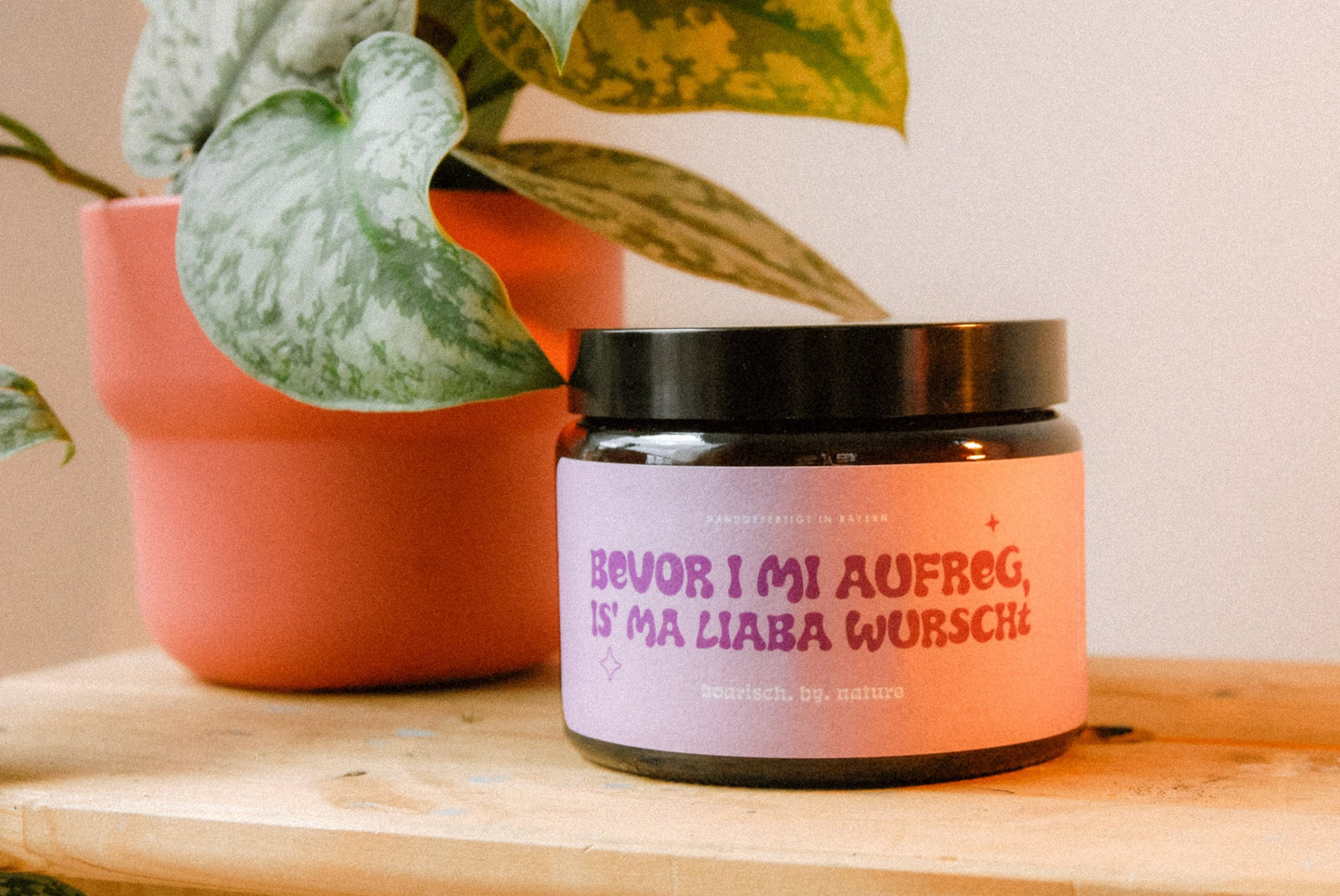 Bevor I mi aufreg is ma liaba wurscht | Bayerische XXL Spruchkerze 380g